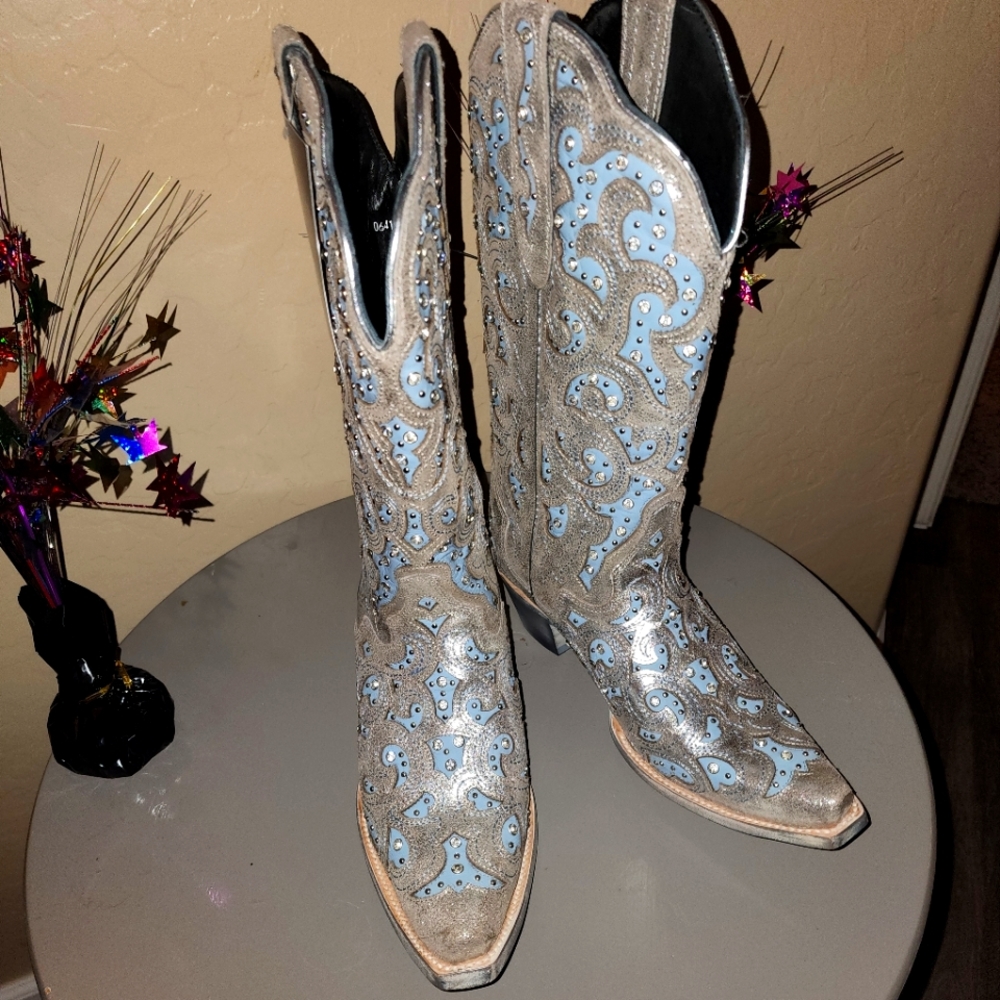 Silver Grey Boots with Baby Blue Inlays and Sparkle Stud Accents Size 9.5